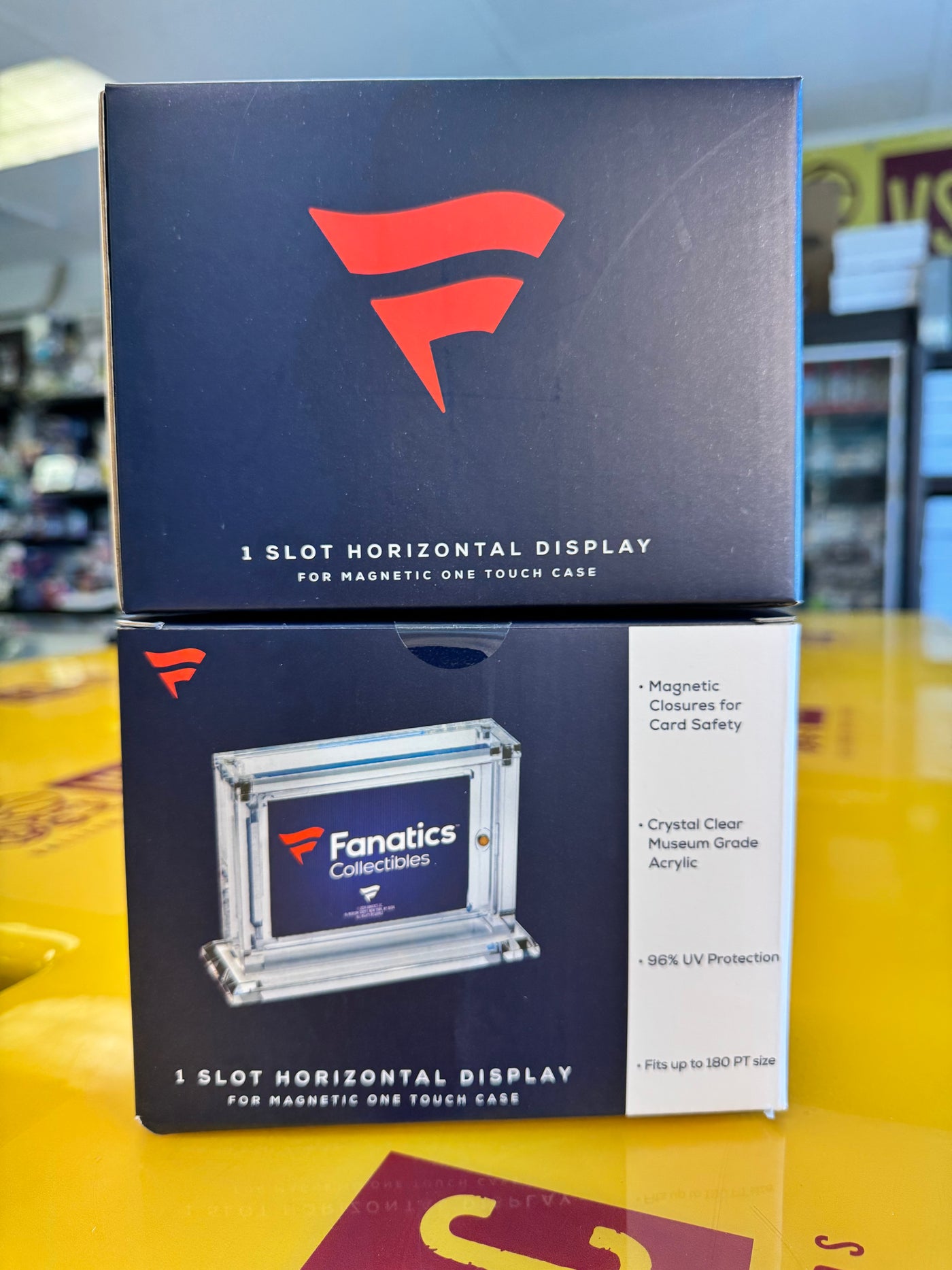 Fanatics - 1 Slot Horizontal One Touch Acrylic Case